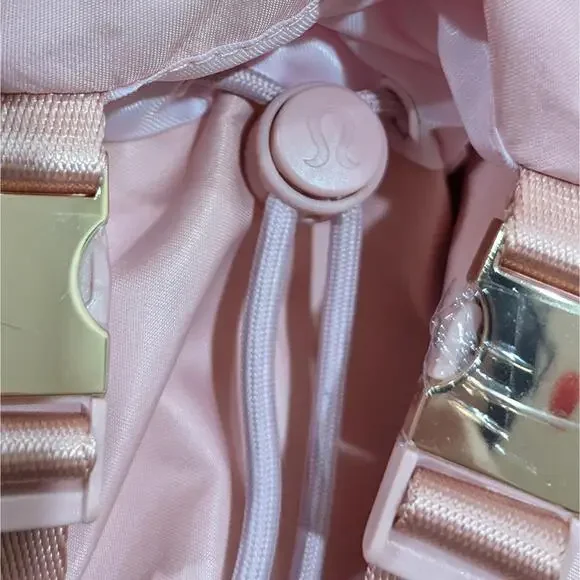 Lululemon Wunderlust Convertible Backpack Mini Pink 3L Crossbody Bag NWT - Picture 6 of 8